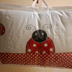 Бортики для кровати