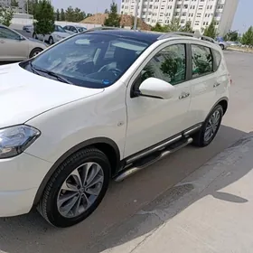 Nissan Qashqai 2013