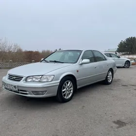 Toyota Camry 2001