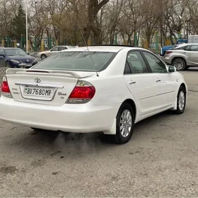 Toyota Camry 2005