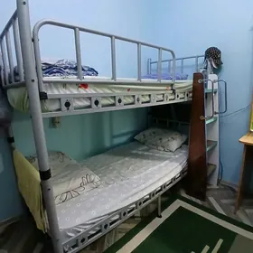 кровать,срочно