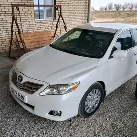 Toyota Camry 2010