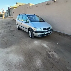 Opel Zafira 2001