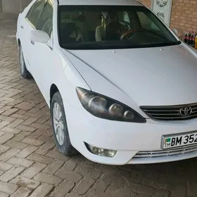 Toyota Camry 2005