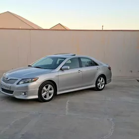 Toyota Camry 2011