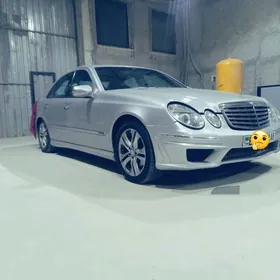Mercedes-Benz E320 2002