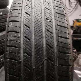235 65 18 MICHELIN 24