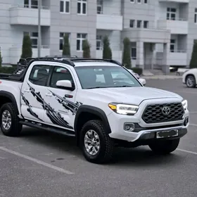 Toyota Tacoma 2018