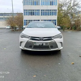Toyota Camry 2017