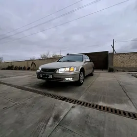 Toyota Camry 2000