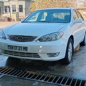 Toyota Camry 2004