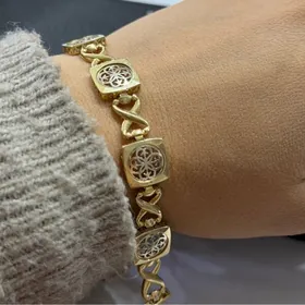 Gyzyl yerewan braslet