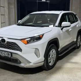 Toyota RAV4 2022