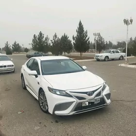 Toyota Camry 2022