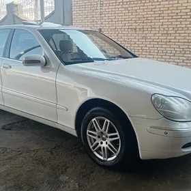 Mercedes-Benz C-Class 2001