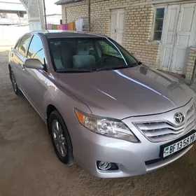 Toyota Camry 2011