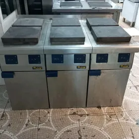 ELEKTRIKLI PLITA PEÇKA