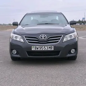 Toyota Camry 2011
