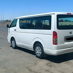Toyota Hiace 2007