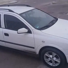Opel Astra 2000