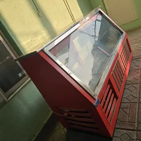 витрина холодильник