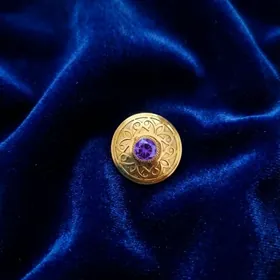 Ýokary hilli broşkalar