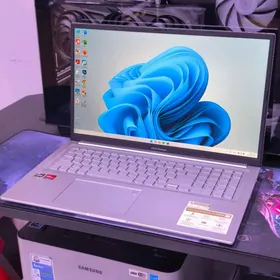 ASUS PREMIUM 17" + RYZEN 5!