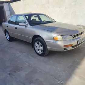 Toyota Camry 1996