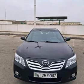 Toyota Camry 2010