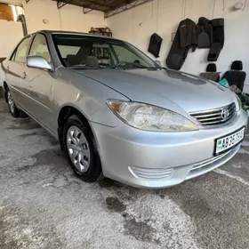 Toyota Camry 2005