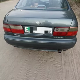 Toyota Corona 1995