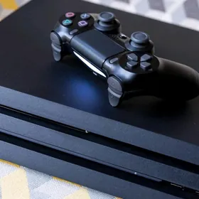 PlayStation 4 pro 1 Tr
