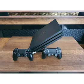 PlayStation 4 pro 1 Tr