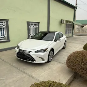 Lexus ES 350 2022