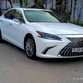 Lexus ES 350 2019