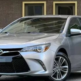 Toyota Camry 2015