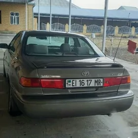 Toyota Camry 1999