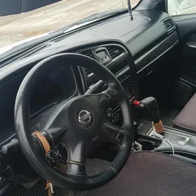 Nissan Pathfinder 2004