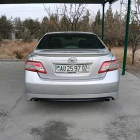 Toyota Camry 2010