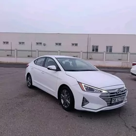 Hyundai Elantra 2020