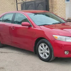 Toyota Camry 2011