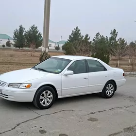 Toyota Camry 1999