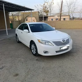 Toyota Camry 2010