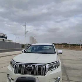 Toyota Land Cruiser Prado 2010