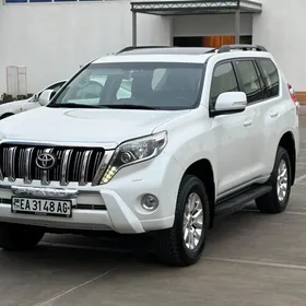 Toyota Land Cruiser Prado 2014