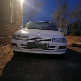 Toyota Carina 1995