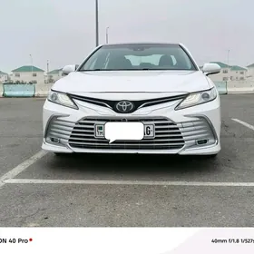 Toyota Camry 2018