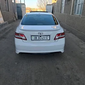 Toyota Camry 2011
