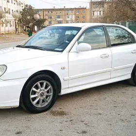 Hyundai Sonata 2003