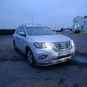 Nissan Pathfinder 2020